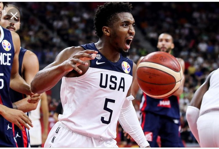 Gagal Melaju ke Semifinal, Tim Basket USA Dihajar Tim Basket Perancis (Video)