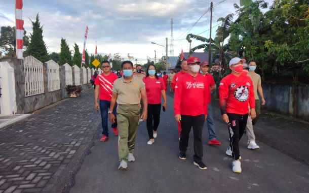 Sambut HUT RI ke-77, Pemerintah Kecamatan dan Forkopimca Kakas Gelar Jalan Sehat Serta Senam Bersama