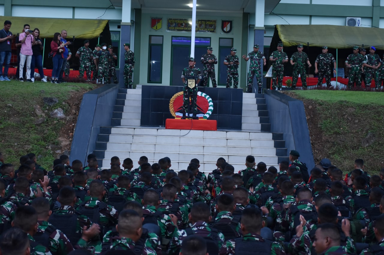 Diperiksa Asops Panglima TNI, Satgas Yonif R 712/WT Siap Laksanakan Tugas Pengamanan Perbatasan RI-PNG