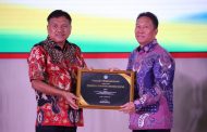 Pemkab Minsel Raih Penghargaan Jaminan Sosial Ketenagakerjaan Tingkat Provinsi