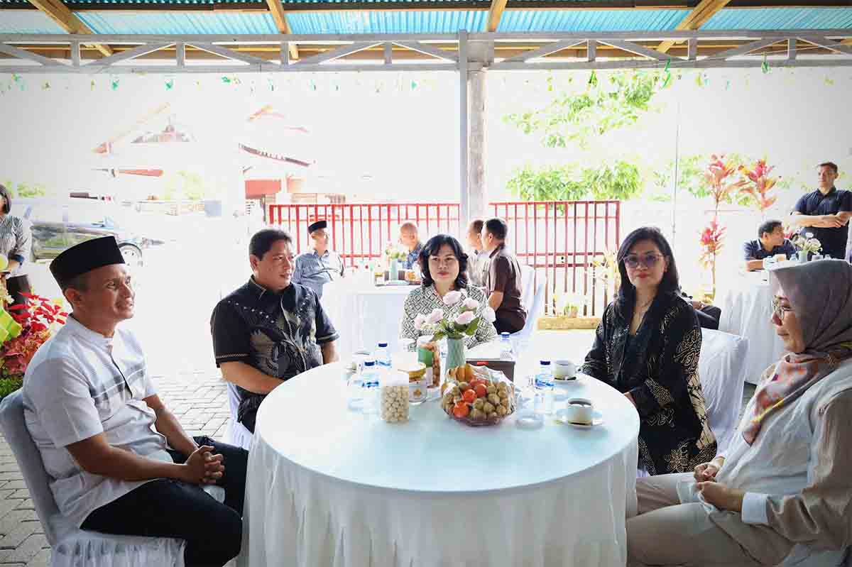 Bupati Kumendong Hadiri Halal bi Halal Hari Raya Idul Fitri 1445 H Kapolres Minahasa