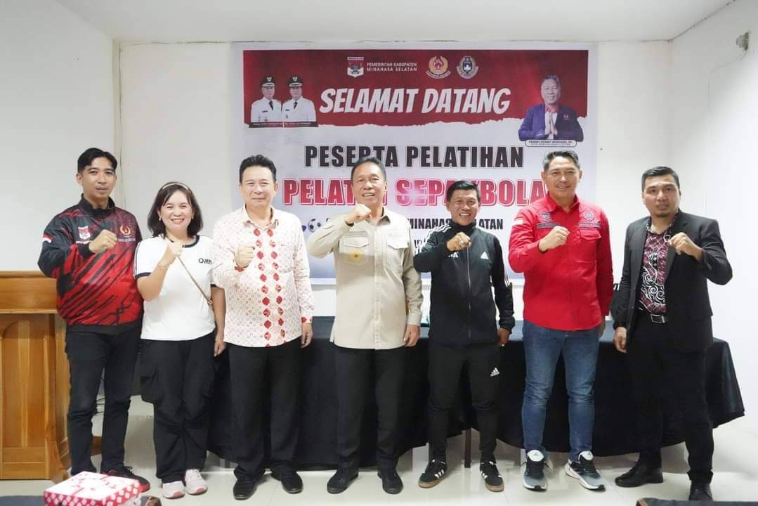 Hebat! Pemkab Minsel Cetak 30 Pelatih Sepak Bola Lisensi D Tanpa Biaya