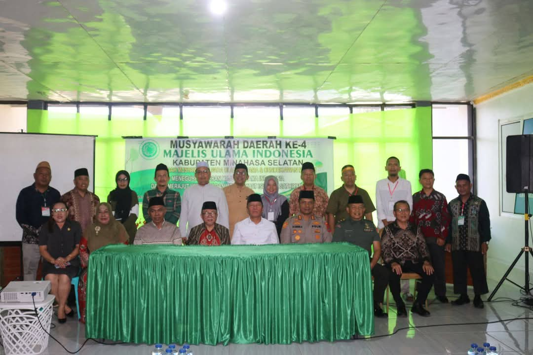 Bupati FDW Buka Musda Ke-IV MUI Minsel