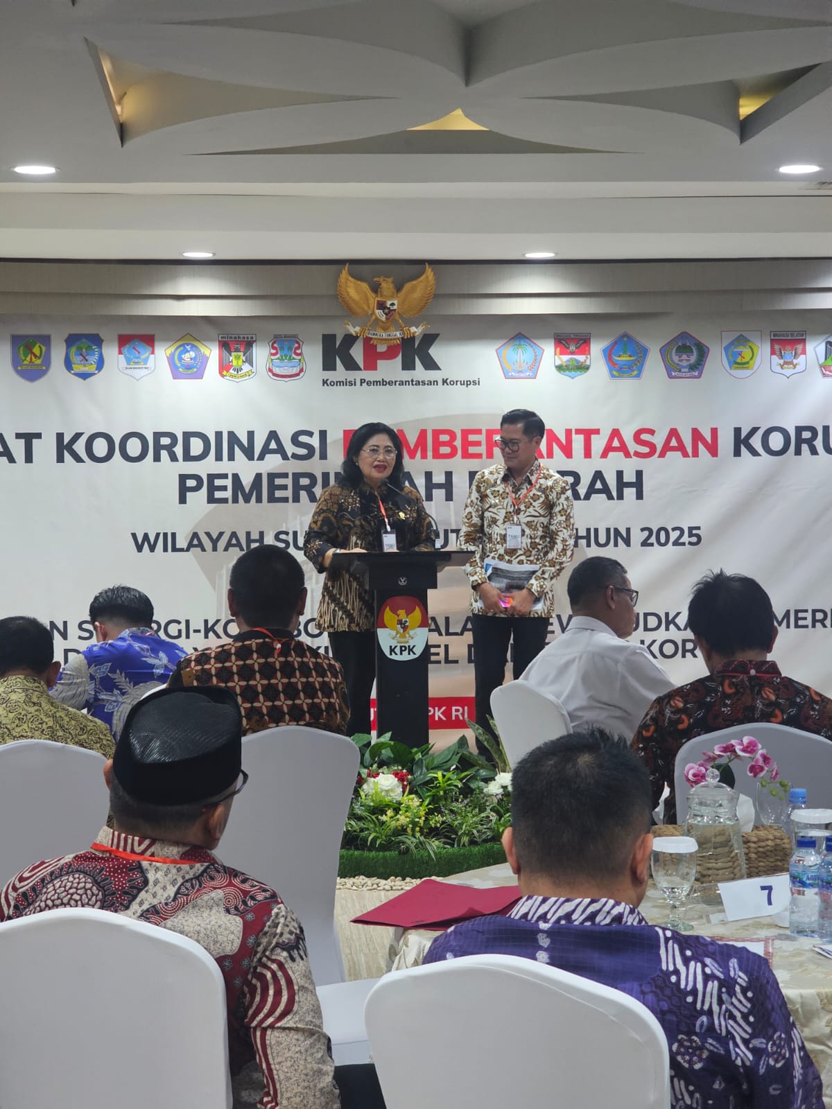 Dampingi Bupati JG Saat Rakor di KPK, Ketua DPRD Minut Sebut Sinergitas Sangat Penting Wujudkan Pemerintahan Bersih