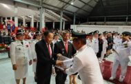 Tercepat Lunasi PBB-P2, Camat Ranoyapo Terima Penghargaan dari Bupati Minsel