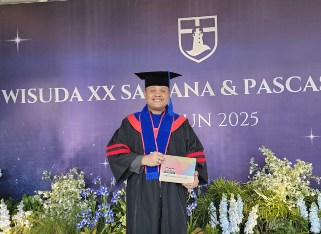 Kisah Inspiratif Ricky Kalangi, Lahir di Keluarga Sederhana Hingga Kini Raih Gelar Magister Managemen