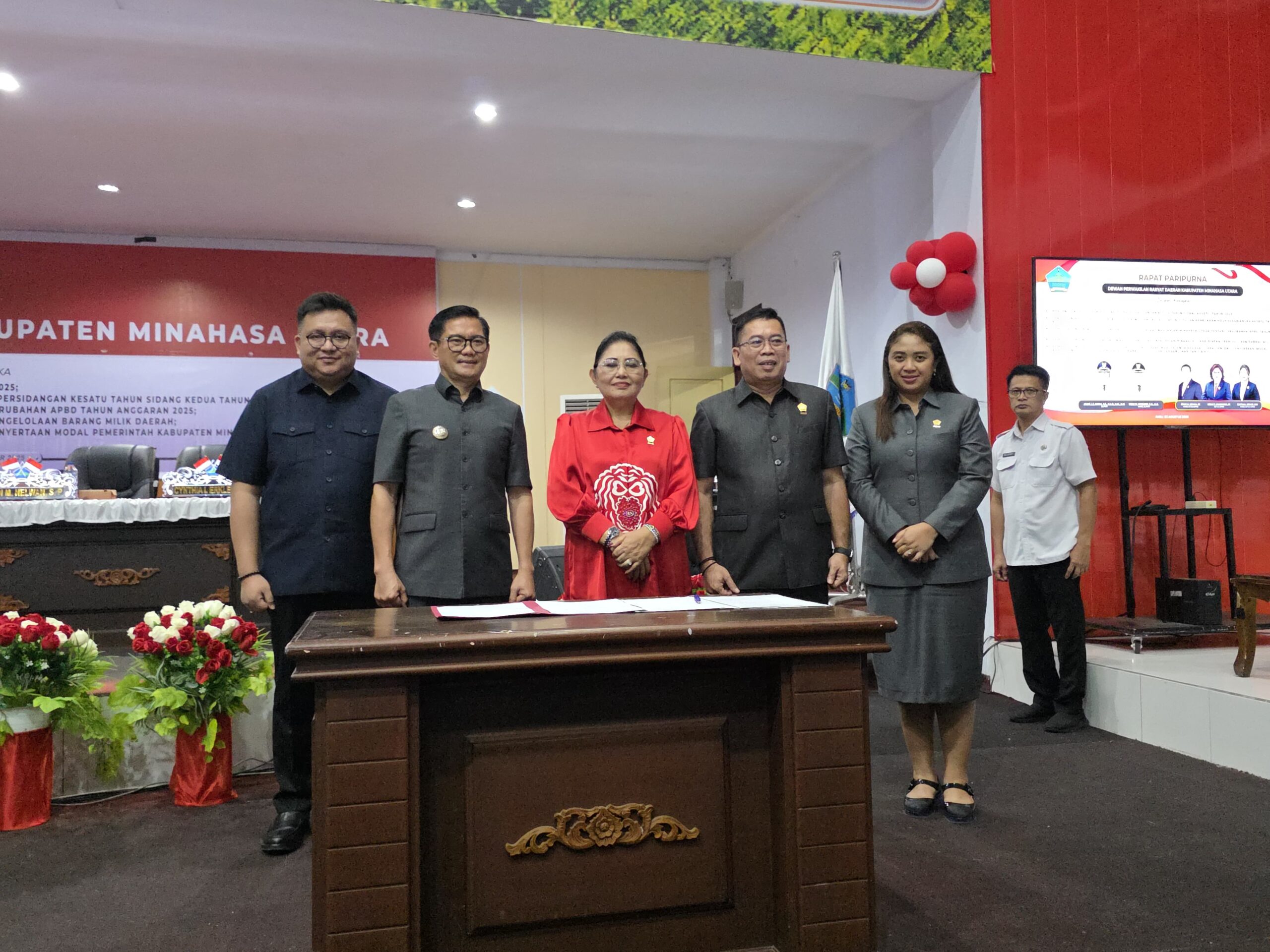 Dimpin Ketua VAR, DPRD Minut Paripurna Beberapa Agenda Penting‎‎‎‎‎