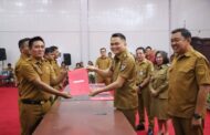 Serahkan SK PPPK Tahap II Kepada 213 Pegawai, Ini Pesan Bupati Mitra
