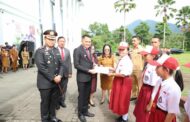 Bupati Ronald Kandoli Pacu Semangat Belajar dengan Beasiswa Prestasi