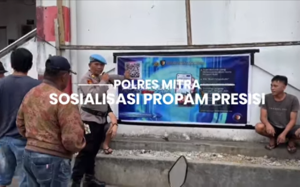 Sipropam Polres Minahasa Tenggara Gelar Sosialisasi Pelayanan Pengaduan Masyarakat PROPAM PRESISI melalui Videotron Plaza Ratahan