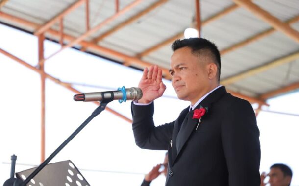Bupati Mitra Ronald Kandoli Jabat Inspektur Upacara HGN 2025 dan HUT PGRI 80