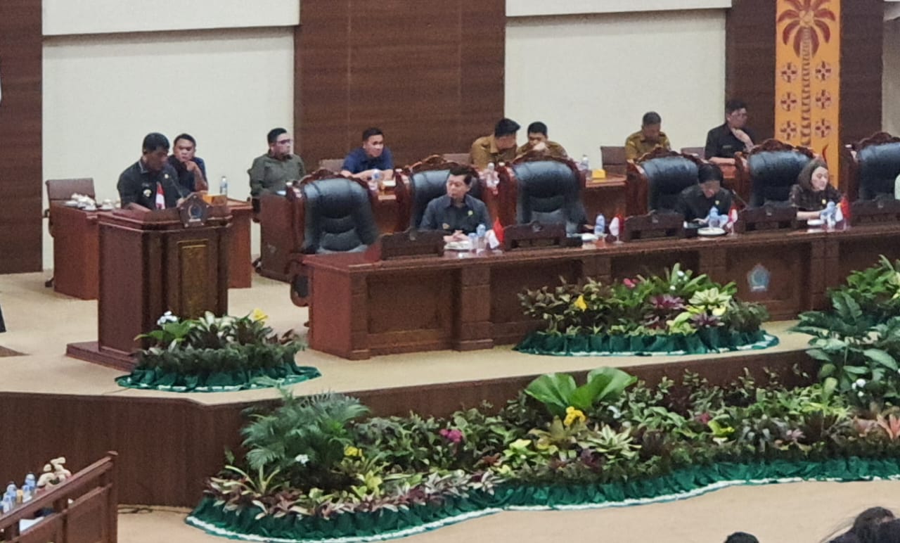 Pemprov Sulut Ajukan Ranperda Perubahan Perda Pajak dan Retribusi untuk Optimalkan Pendapatan Daerah