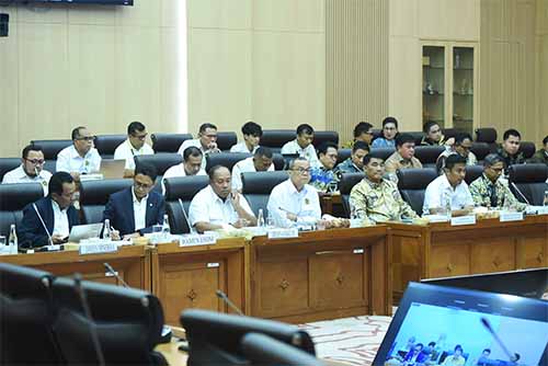 Hadiri RDP di DPR RI, Gubernur Sulut Dorong Penetapan WPR demi Kesejahteraan Penambang Rakyat