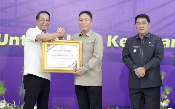 Komitmen Perkuat Layanan Hukum, Bupati Minsel Terima Penghargaan dari Menteri Hukum RI