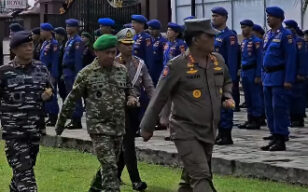 Dipimpin Gubernur Yulius Selvanus, Apel Gelar Pasukan Operasi Ketupat Samrat 2026 di Mapolda Sulut