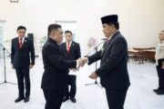 Gubernur Yulius Selvanus Lantik Pejabat Tinggi Pratama, Tegaskan Integritas dan Pengabdian Tanpa Syarat