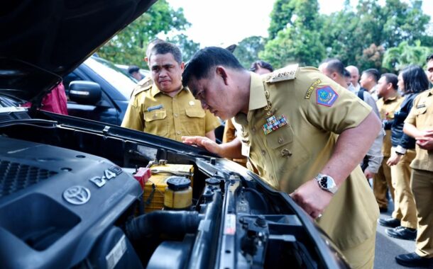 Gubernur Yulius Selvanus Pimpin Apel Kendaraan Dinas, Tekankan Transparansi dan Akuntabilitas Aset