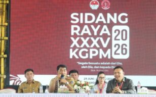 Hadiri Sidang Raya KGPM, Gubernur Yulius Tekankan Peran Gereja dalam Pembangunan Daerah