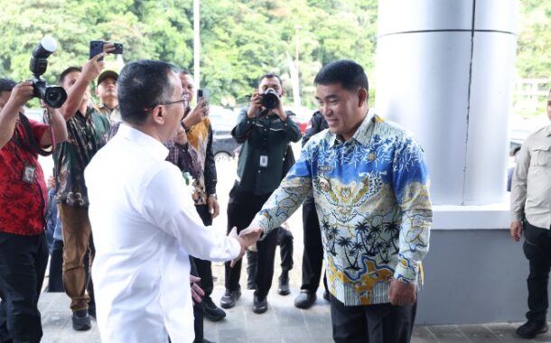 Gubernur Yulius Selvanus Sambut Peresmian Fakultas Kedokteran UNIMA, Perkuat Pengembangan SDM dan Layanan Kesehatan Sulut