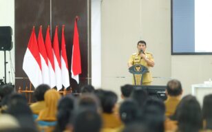 Gubernur Yulius Minta Kepala Sekolah Fokus pada Mutu Pendidikan, Zero Bullying, dan Pencegahan Putus Sekolah