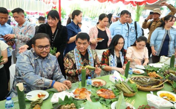 Gubernur dan Wagub Sulut Rayakan Pengucapan Syukur Minahasa Bersama Warga di Tondano