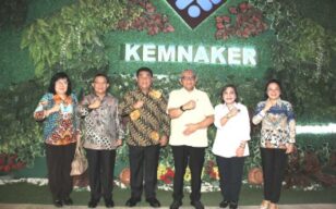 Gubernur Yulius Bahas Penguatan BLK dan Pelatihan Kerja dengan Menteri Ketenagakerjaan